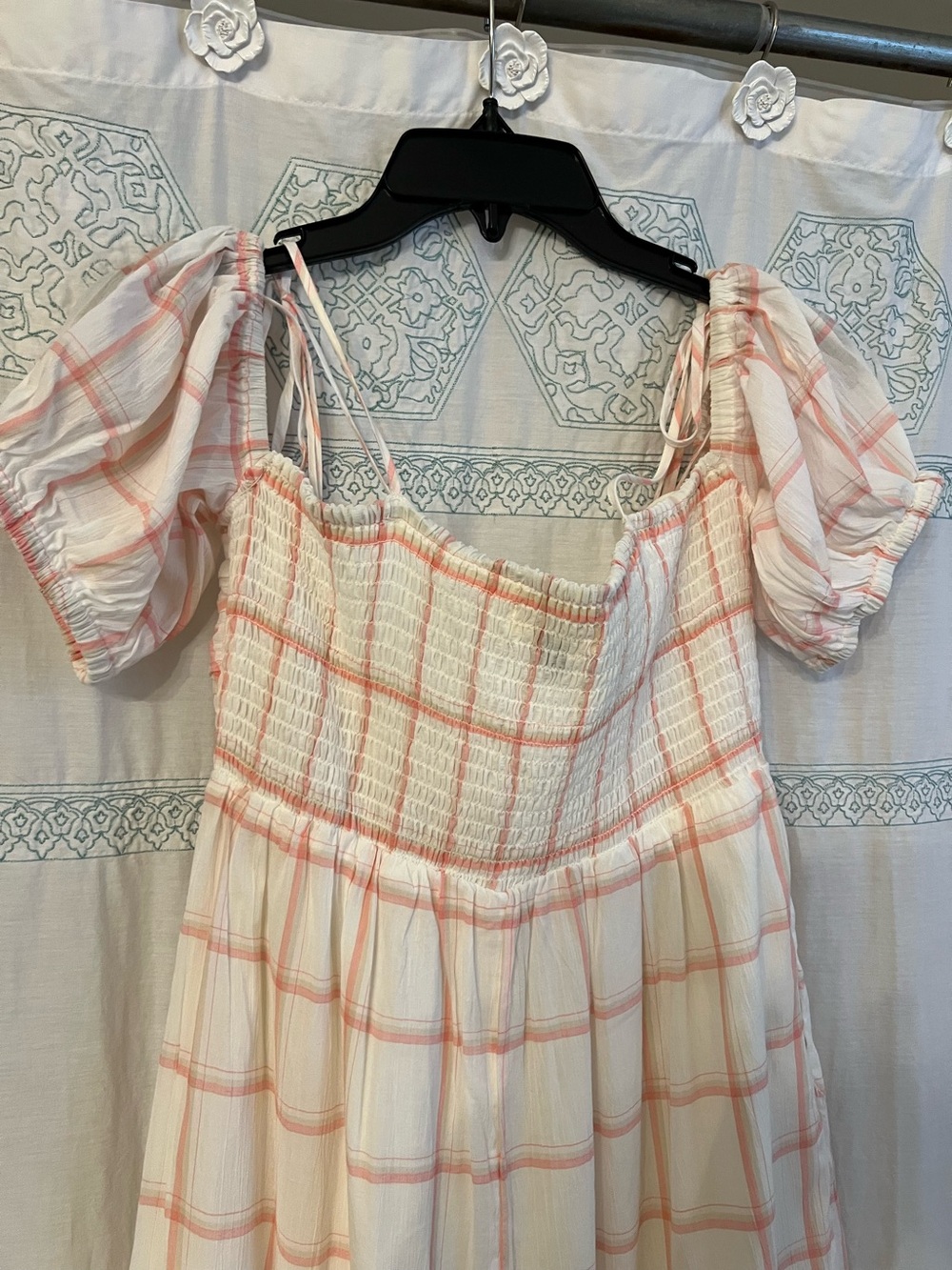 Universal Thread dress - Picture 4 of 5